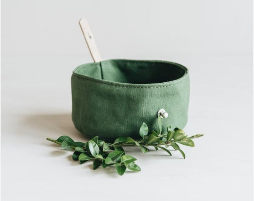 Folding Canvas Portable Pet Bowl For Feeding And Walking