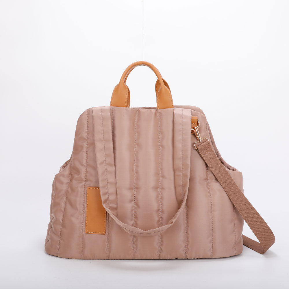 Lightweight Waterproof Pet Carrier Bag For Travel